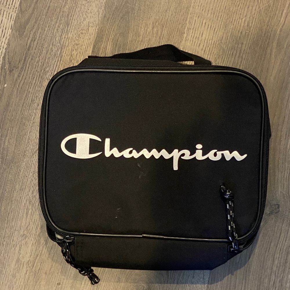 Champion insulated lunch bag